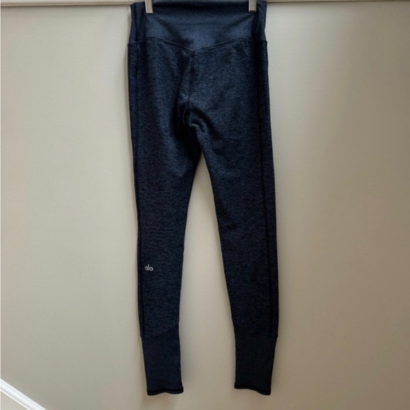 Alo Yoga Alosoft Lounge Leggings - Picture 3 of 4